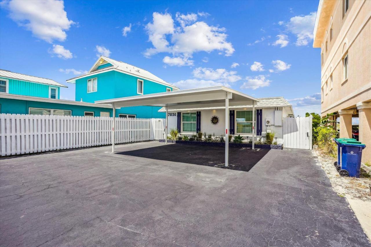 Sandy Dunes Villa St. Pete Beach Exterior photo